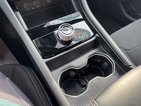 Used 2025 Jeep Grand Cherokee Laredo X w/ Luxury Tech Group I image 20