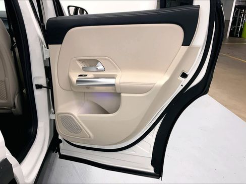 New 2026 Mercedes-Benz GLA 250 GLA 250 image 12