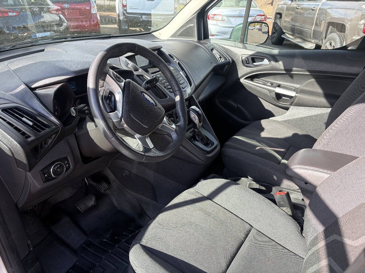 Used 2015 Ford Transit Connect XLT FWD image 12