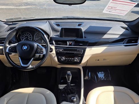 Used 2018 BMW X1 xDrive28i AWD/4WD image 14