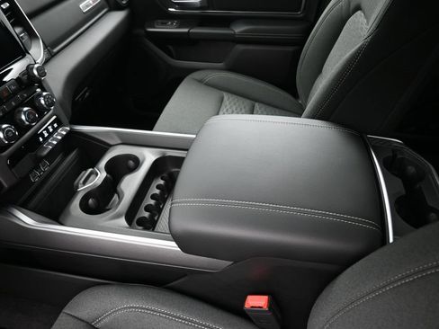 New 2026 RAM 1500 2WD Crew Cab image 33