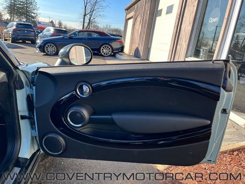 Used 2012 MINI Cooper Convertible image 32