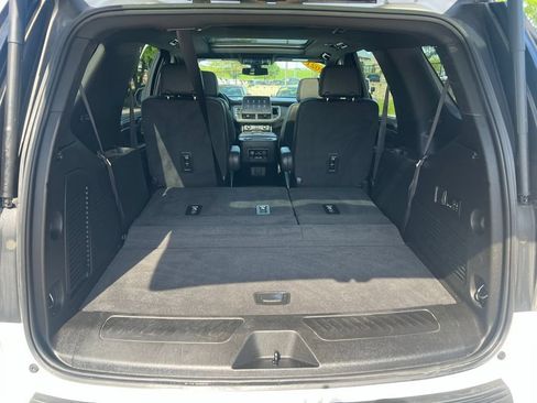 Used 2021 Chevrolet Tahoe LT w/ LT Signature Package AWD/4WD image 28