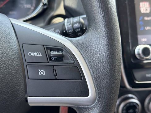 Used 2020 Mitsubishi Outlander Sport ES FWD image 18