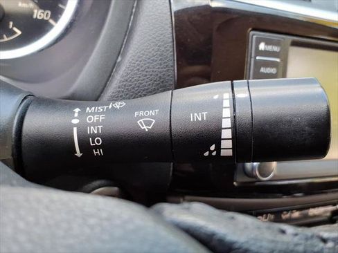 Used 2019 Nissan Sentra SV FWD image 19