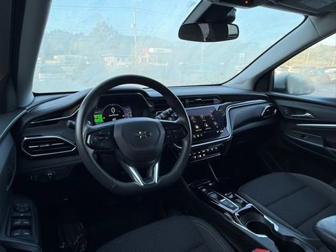 Used 2023 Chevrolet Bolt EUV LT image 16