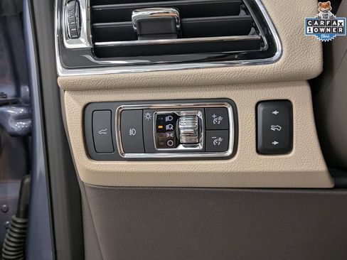 Used 2022 Lincoln Navigator Reserve AWD/4WD image 24