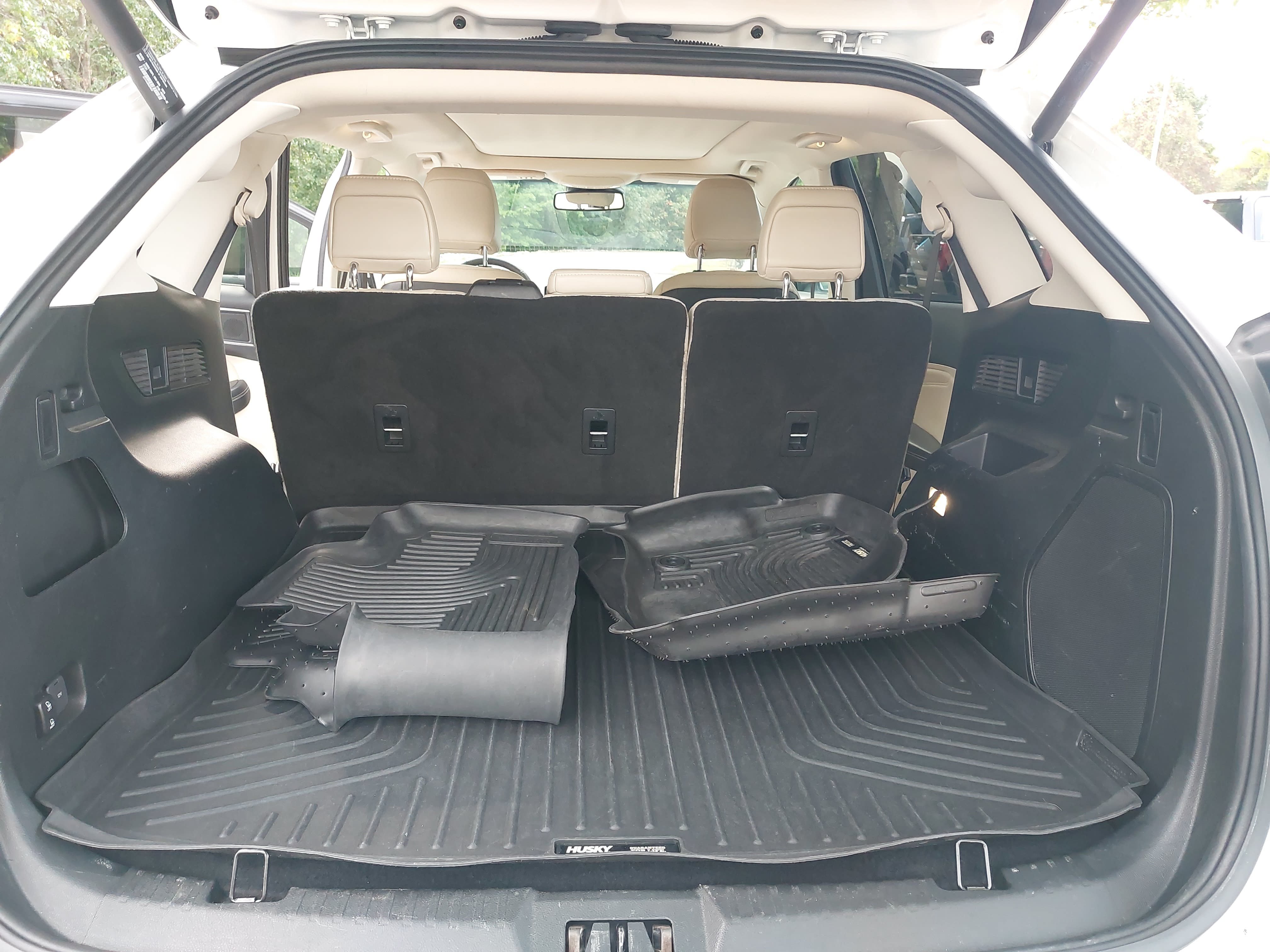 Used 2021 Ford Edge Titanium AWD/4WD image 12