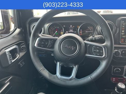 Used 2023 Jeep Wrangler Unlimited Rubicon 4xe w/ Cold Weather Group AWD/4WD image 22