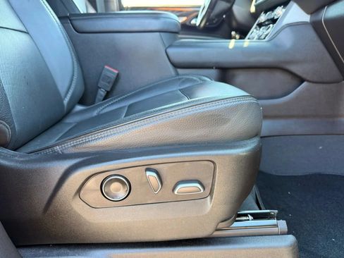 Used 2021 GMC Yukon Denali AWD/4WD image 41