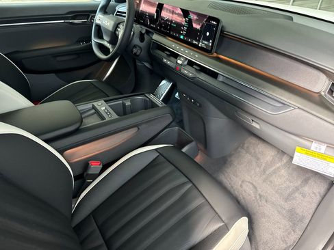 New 2026 Kia EV9 GT-Line AWD/4WD image 15