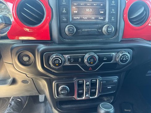 Used 2020 Jeep Gladiator Sport w/ Quick Order Package 24S AWD/4WD image 25