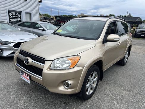 Used 2011 Toyota RAV4 Limited w/ Limited Extra Value Pkg AWD/4WD image 3