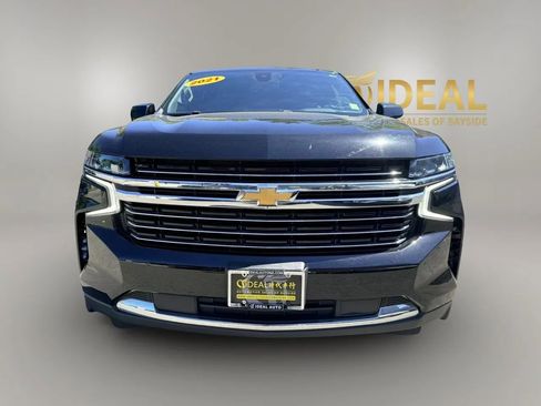 Used 2021 Chevrolet Suburban LT AWD/4WD image 2