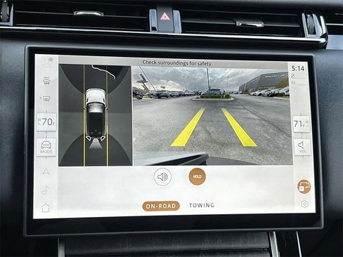 Used 2025 Land Rover Range Rover Velar Dynamic SE image 25