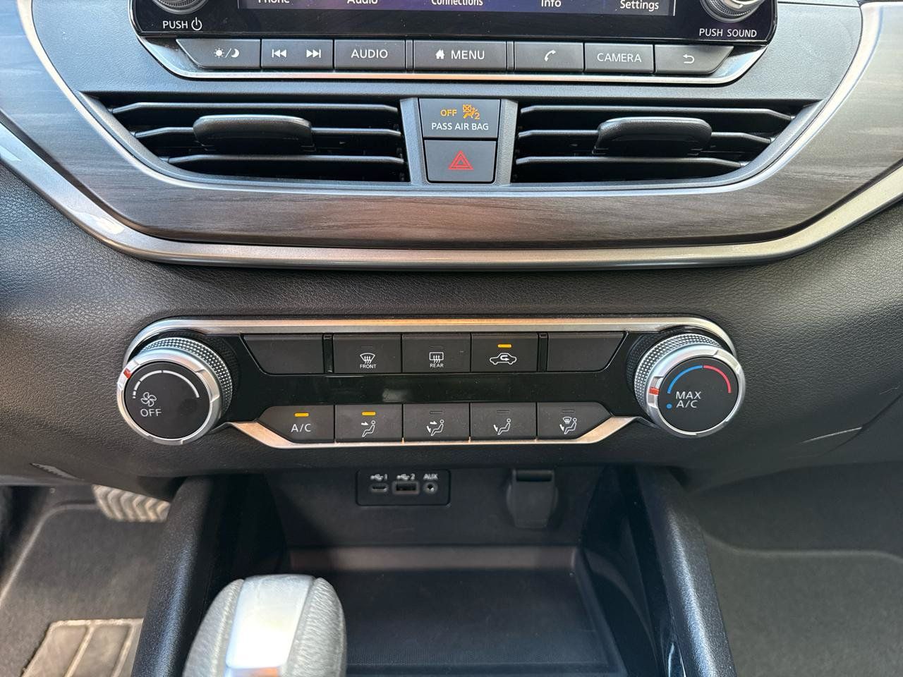 Used 2024 Nissan Altima 2.5 SV FWD image 11