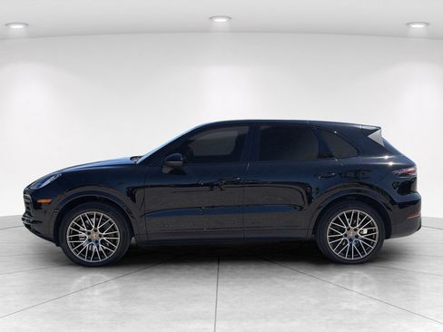 Used 2023 Porsche Cayenne Platinum Edition AWD/4WD image 7