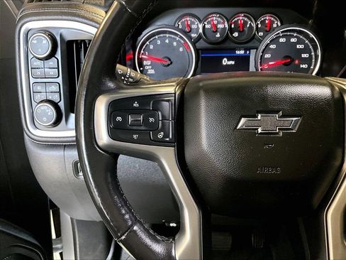 Used 2019 Chevrolet Silverado 1500 RST AWD/4WD image 23