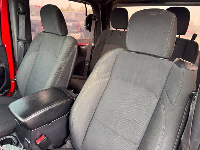 Used 2021 Jeep Wrangler Sport AWD/4WD image 10