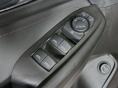 Used 2023 Chevrolet TrailBlazer RS w/ Sun and Liftgate Package AWD/4WD image 28