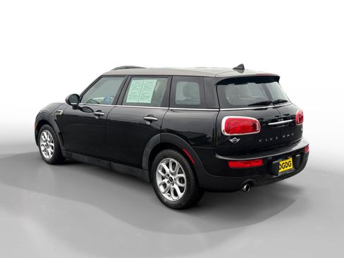 Used 2016 MINI Cooper Clubman image 3