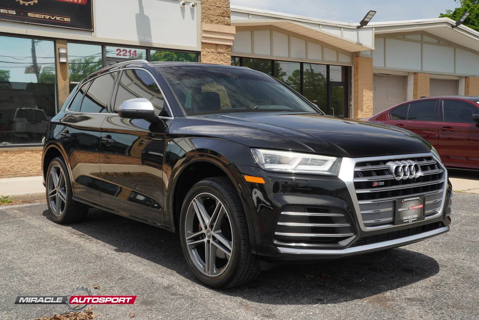 Used 2018 Audi SQ5 Premium Plus w/ Navigation Package AWD/4WD image 9