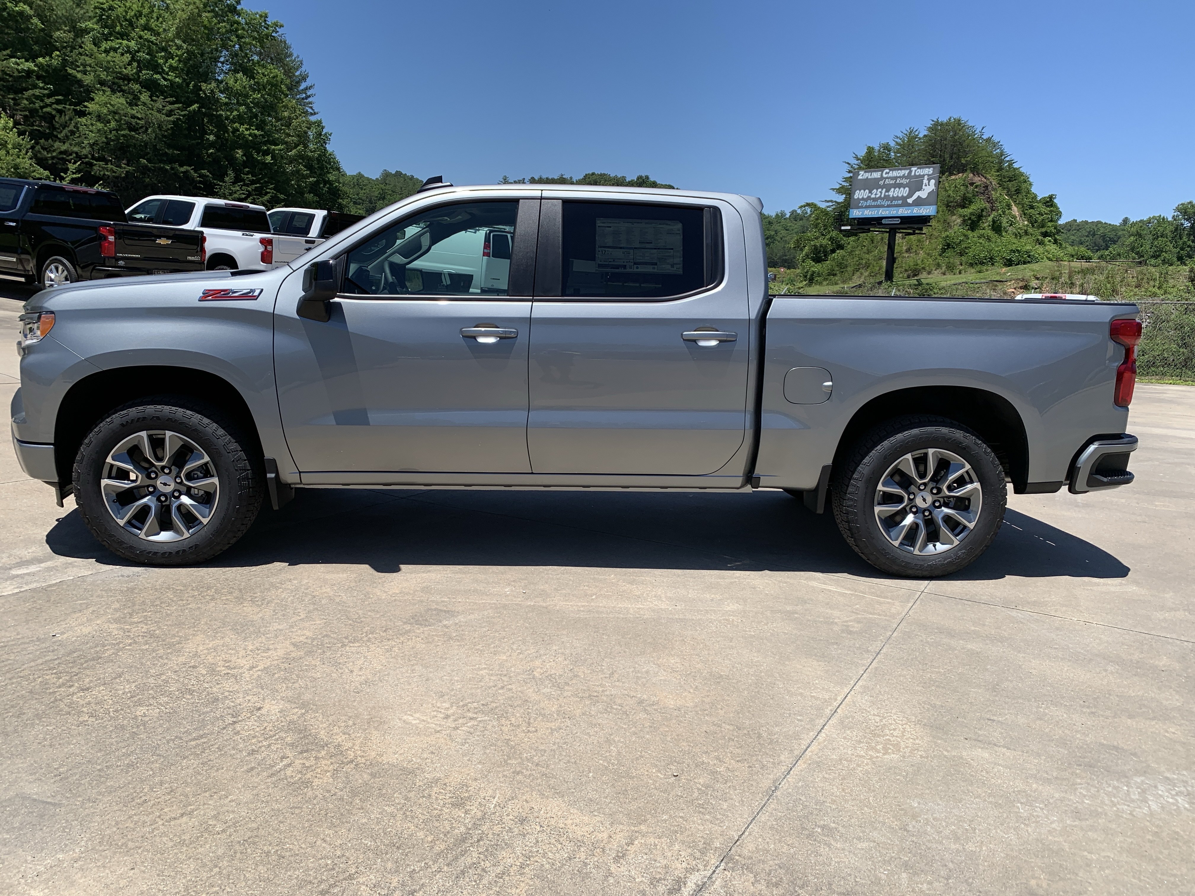New 2026 Chevrolet Silverado 1500 RST AWD/4WD image 4