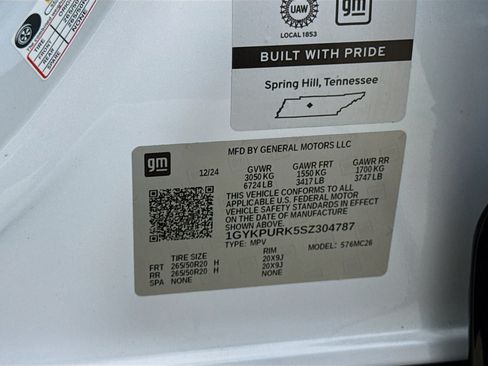 Used 2025 Cadillac Lyriq Sport RWD image 36