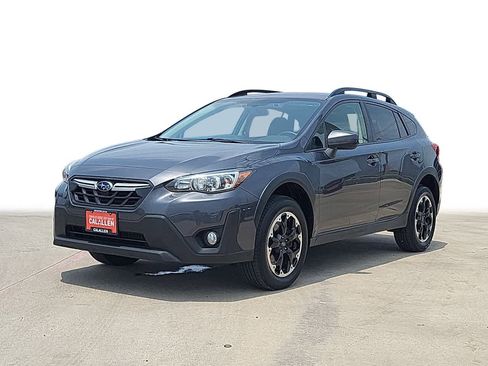 Used 2022 Subaru Crosstrek 2.0i Premium w/ Moonroof Package AWD/4WD image 1