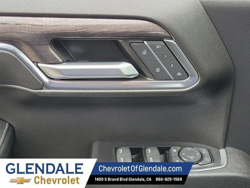 Certified 2023 Chevrolet Silverado 1500 LTZ RWD image 30