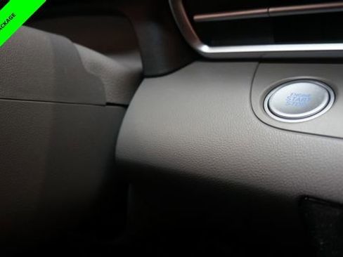 Used 2023 Hyundai Elantra SEL w/ Convenience Package image 23