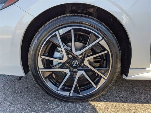 New 2025 Nissan Sentra SR w/ SR Premium Package image 18