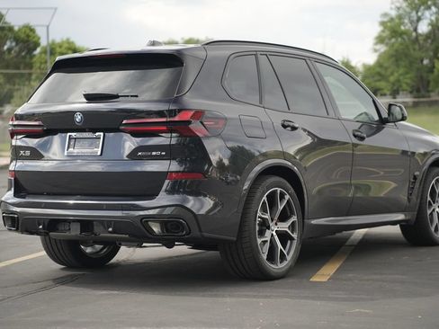 New 2026 BMW X5 xDrive50e w/ M Sport Package AWD/4WD image 5