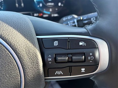 Certified 2023 Kia Sportage SX image 21