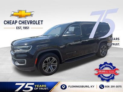 Used 2022 Jeep Wagoneer Series III w/ Rear Seat Video Group 1