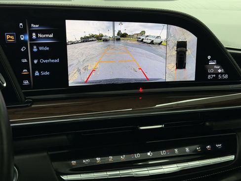 Used 2023 Cadillac Escalade Sport Platinum w/ LPO, ONYX Package AWD/4WD image 15
