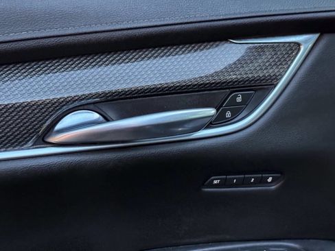 Used 2020 Cadillac XT5 Sportv image 28