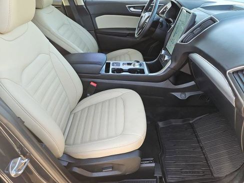 Used 2022 Ford Edge SEL w/ Convenience Package image 25