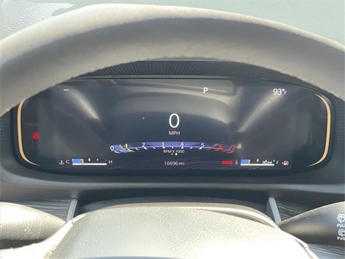 Used 2024 Jeep Wagoneer Series II image 13