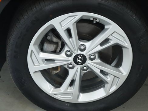 Used 2022 Hyundai Kona SEL image 36