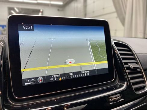 Used 2016 Mercedes-Benz GLE 400 4MATIC image 31