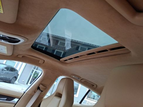 Used 2015 Porsche Panamera GTS image 15