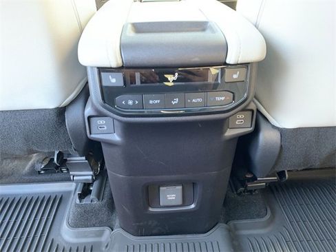 Certified 2026 Toyota Grand Highlander MAX Limited image 33