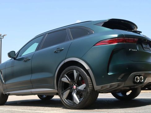 Used 2022 Jaguar F-PACE SVR AWD/4WD image 13