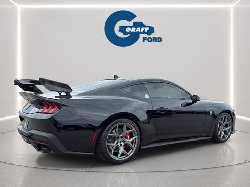 New 2026 Ford Mustang GT Premium w/ GT Performance Package RWD image 7