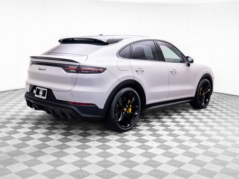 Certified 2022 Porsche Cayenne Turbo GT AWD/4WD image 8