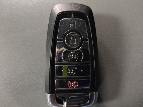 Used 2021 Lincoln Corsair FWD w/ Equipment Group 101A image 32