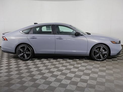 Used 2024 Honda Accord Sport image 17