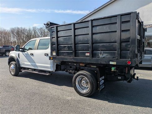 Used 2017 Ford F550 4x4 Crew Cab Super Duty image 5