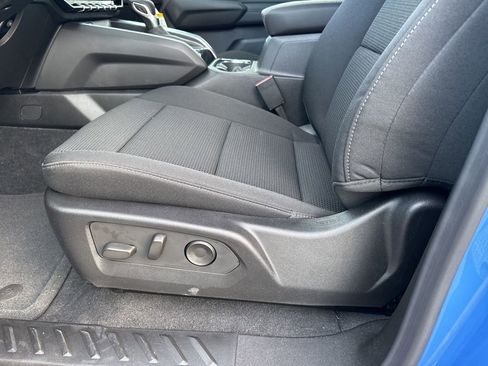 New 2026 GMC Canyon Elevation w/ Convenience Package image 19